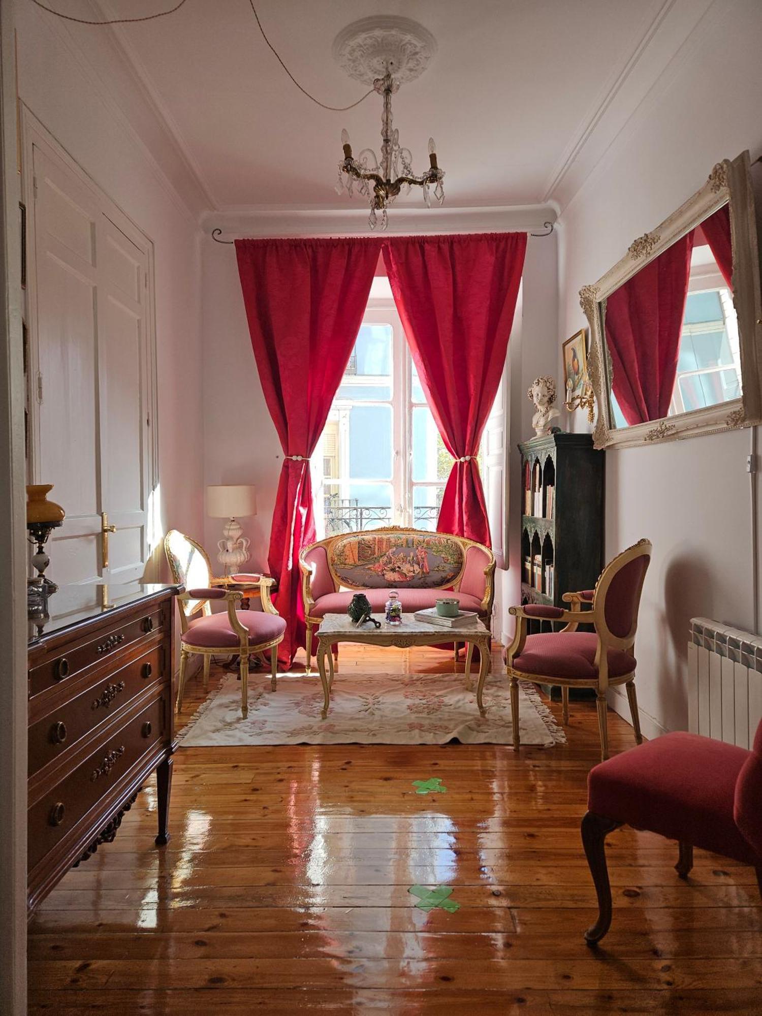 In - Beautiful And Large In The Centre Guest house Valladolid