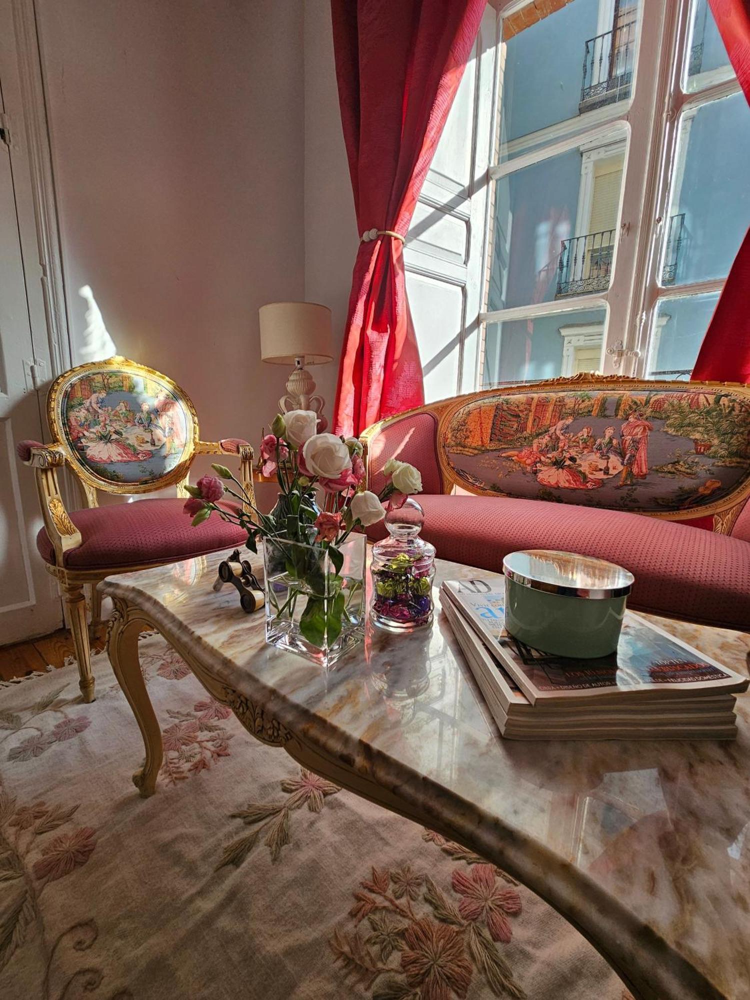 In - Beautiful And Large In The Centre * Valladolid